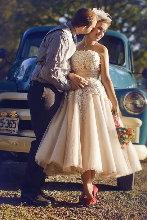 Such a cute vintage inspired gown - and of course nothing makes a better backdrop than a classic car! Champagne Colored Wedding Dresses, Tea Length Wedding Dresses Lace, Urban Flora, Champagne Wedding Colors, Country Wedding Inspiration, Strapless Wedding Gown, Tea Length Wedding, Old Truck, Tea Length Wedding Dress