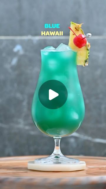 42K views · 2.7K likes | Everyday Cocktail on Instagram: "With this video, I launch 🚀 my new concept on my pages! Spring-summer cocktails 🍹! I’m going to make them until September! So make sure you follow me for the best spring-summer cocktails. Let’s gooo 🎉! I can’t wait! And what is more refreshing and summery than a good Blue Hawaii 🍍? It tastes amazing 😍. I love this cocktail!

Recipe 📝:

	•	1 1/2 oz vodka 🍸
	•	1 1/2 oz white rum 🥃
	•	1 oz blue curaçao 🌊
	•	3 oz pineapple juice 🍍
	•	1 oz sweet and sour mix 🍋

#SpringCocktails #SummerSips #CocktailTime #RefreshingCocktails #MixologyArt #GardenCocktails #PatioDrinks #TropicalDrinks #CraftCocktails #SunnySips #alcohol #bar #bartender #bartenderlife #cocktailrecipe #cheers #malibu  #bluehawaii #coconut #creamofcoconut #beach #pi Alcohol Bar, Cocktail And Mocktail, Soda Recipe, Sour Mix, Fresh Drinks, Spring Cocktails, Blue Hawaii, Blue Curacao, White Rum