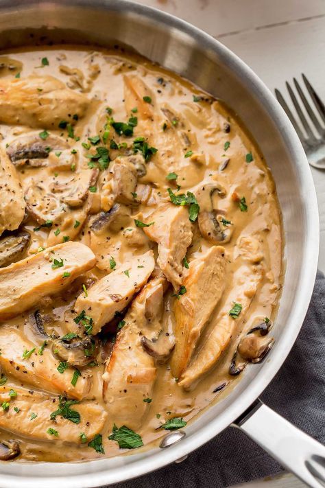 Mascarpone Dinner Recipes, Chicken Mascarpone Recipe, Recipes With Mascarpone Cheese, Vegetarian Zucchini Lasagna, Mascarpone Recipe, Creamy Chicken Marsala, Mascarpone Recipes, Giada Recipes, Marsala Recipe