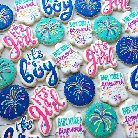 Allison Mammeli on Instagram: “How cute is this theme? So many baby showers lately, it’s always fun to work on something unique! 🎆” Food Gender Reveal, Firework Gender Reveal Party, Reveal Cake Ideas, Gender Reveal Cake Ideas, Firework Gender Reveal, Gender Reveal Food, Cookie Tips, Gender Reveal Cookies, Baby Gender Reveal Party Decorations