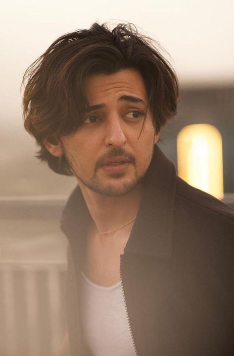 Darshan Raval Hairstyle, Darshan Raval Long Hair, Darshan Raval Pic, Heir Stayl, Darshan Rawal, Zayn Malik Hairstyle, Dr World, Bf Picture, Dear Crush