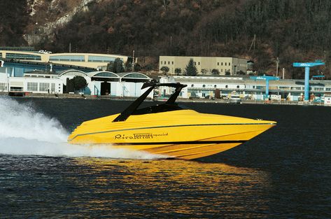 Ferrari Boat, Riva Yachts, Riva Boat, Yacht World, Lake Iseo, Engine Room, Ferrari Testarossa, Boat Life, Classic Yachts