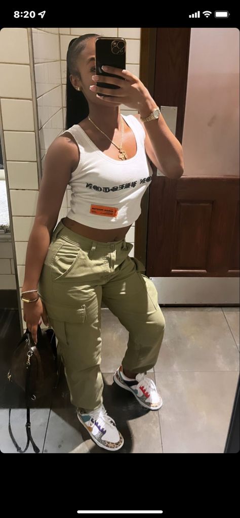 White Tank Top Outfit Black Women, Streetwear Poses Photo Ideas, White Tank Top Outfit, Streetwear Poses, Tank Top Outfit, Tank Top Outfits, Top Outfit, Girl Fits, Baddie Outfits Casual