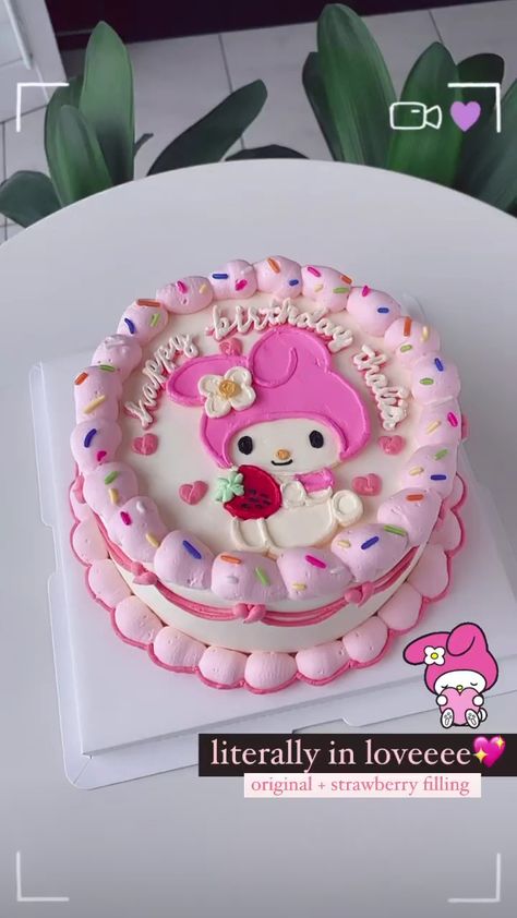 Sanrio Cake My Melody, My Melody Birthday Cake Ideas, Birday Cake For Girl, My Melody Cake Pops, Kawaii Cake Designs, My Melody Cake Ideas, My Melody Cakes, Kuromi And My Melody Cake, Melody Cake Design