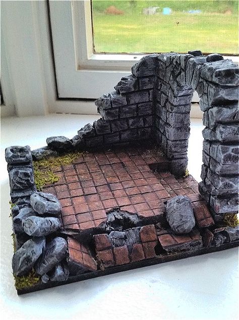 Warhammer Ruined Stone Building - Album on Imgur Dnd Diy, Dnd Crafts, Dnd Minis, Stone Building, Dungeon Tiles, Warhammer Terrain, Miniature Bases, Game Terrain, Dnd Miniatures