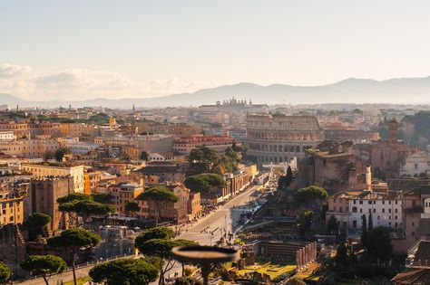 Rome from above. Buildings Photography, City Planning, Historical Buildings, Living Modern, Rome Travel, Italy Vacation, Urban Living, City Photography, Rome Italy