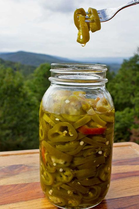 Pickled Jalapenos are a delicious addition to nachos, burgers, pizza, sandwiches, soups and so much more! Make a jar for now or a few to enjoy this winter! How To Jar Jalapenos, Jared Jalapenos, Bottled Jalapenos, Pickled Jalepeno Recipes Canned, Whole Pickled Jalapenos Recipe, Whole Pickled Jalapenos, Frozen Jalapeno Recipes, How To Pickle Jalapenos, Pickled Jalepeno Recipes