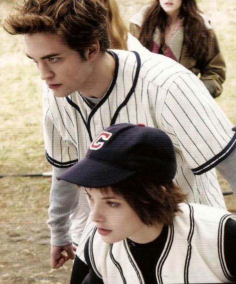 Twilight Bts, Cullen Family, Twilight Eclipse, Alice Twilight, Alice And Jasper, Twilight Saga Books, Jackson Rathbone, Twilight Moon, Twilight 2008