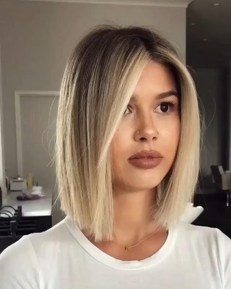 Tuns Bob Lung, Platinový Blond, Straight Long Bob, Short Blonde Haircuts, Balayage Blonde, Brown Blonde Hair, Short Hairstyle, Short Blonde Hair, Long Bob