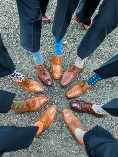 Brown shoes with a navy suit Groomsmen Picture Ideas Funny, Groom And Groomsmen Poses, Groomsman Poses Photo Ideas, Fun Wedding Photo Ideas Funny, Fun Groomsmen Photos, Groomsmen Photo Ideas Funny, Fun Wedding Pictures Funny, Flower Guy Wedding Funny, Groomsmen Poses Photo Ideas