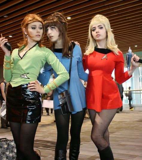 Star Trek Costume, Star Trek Crew, Star Trek Reboot, Vinyl Style, Star Trek Original Series, Star Trek Images, Star Trek Characters, Star Trek Cosplay, Star Trek Original