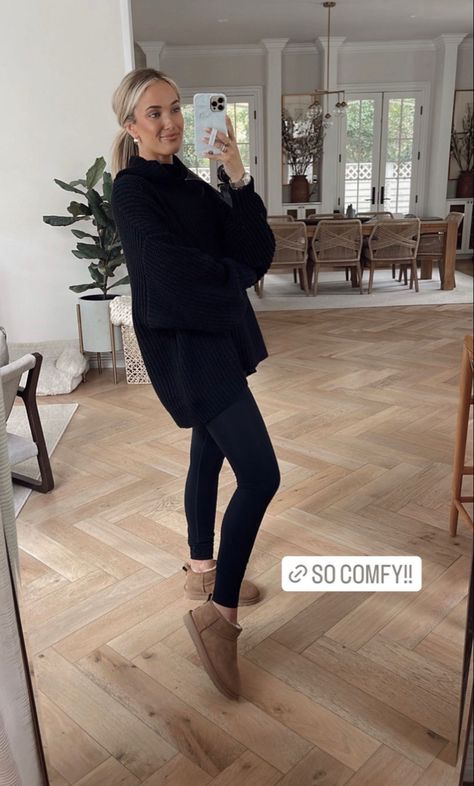 Reenlistment Ceremony Outfit, Cozy Winter Maternity Outfits, Leggings Outfit Winter Comfy, Date Night Outfits With Leggings, Stylish Comfy Outfits Winter, Leggins Winter Outfit, Black Sweatshirt And Leggings Outfit, Cozy Leggings Outfit Winter, Size 10 Fall Outfits