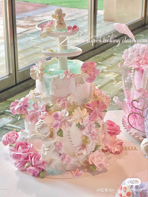 Korean Wedding Cake Design, Water Fountain Cake, Flowers Fountain, Apricot Butter, Smoothie Coffee, Coffee Boba, Butter Corn, Strawberry Recipe, Yogurt Drink