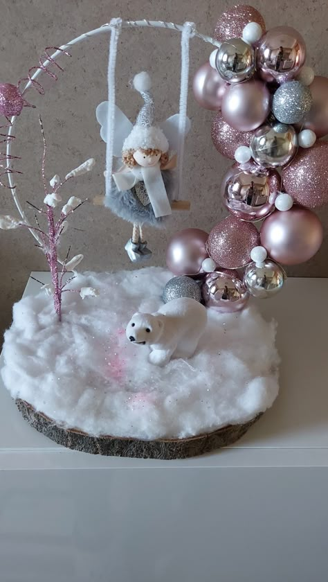 Christmas Crafts Adults, Christmas Tree Homemade, Crafts Outside, Crafts Adults, Christmas Decorations Handmade, December Ideas, Fancy Christmas Ornaments, Christmas Decorations Centerpiece, Pretty Christmas Decorations