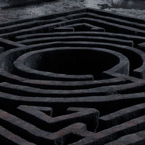 Dark Maze Aesthetic, Ethan Nakamura Aesthetic, Battle Of The Labyrinth Aesthetic, Claustrophobia Aesthetic, Claustrophobia Art, Maze Aesthetic, Stone Labyrinth, Labyrinth Aesthetic, House Of Leaves