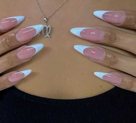 Nude Base French Tip, Pink Base French Tip, French Tip With Pearls, Trendy Almond Nails, Kutek Disney, Unghie Sfumate, Purple Nail Designs, Girly Acrylic Nails, Acrylic Nails Coffin Pink