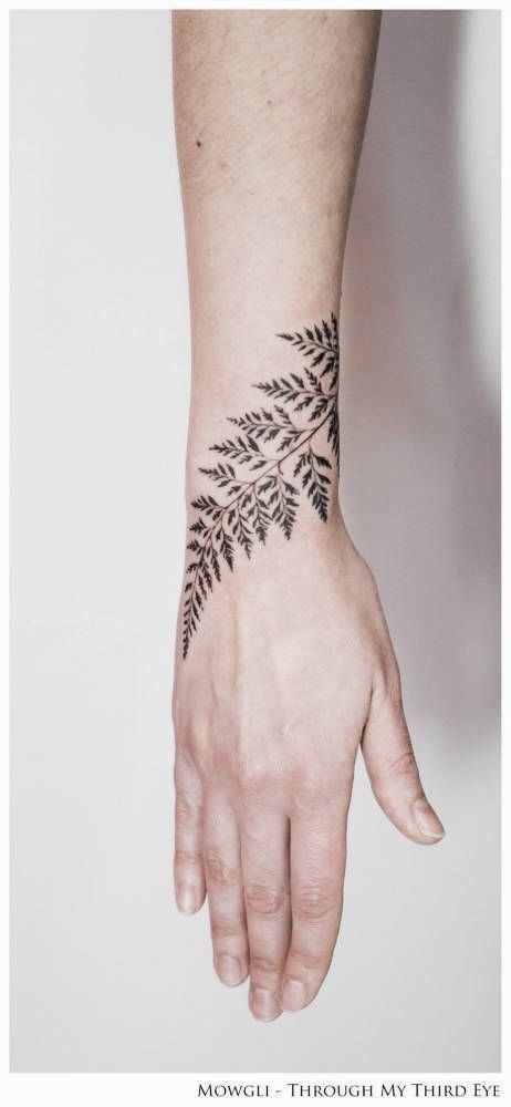 Large Wrist Tattoo, White Ink Tattoos Healed, Best Wrist Tattoos, Simple Wrist Tattoos, Wrap Around Tattoo, Fern Tattoo, Cool Wrist Tattoos, Tattoo Forearm, Wrist Tattoos For Guys