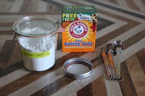 How To Make an All-Natural Ant Killer  Apartment Therapy Tutorials Homemade Ant Killer, Baking Soda Benefits, Kill Ants, Rid Of Ants, Get Rid Of Ants, Ant Killer, Natural Pest Control, Natural Garden, Organic Health