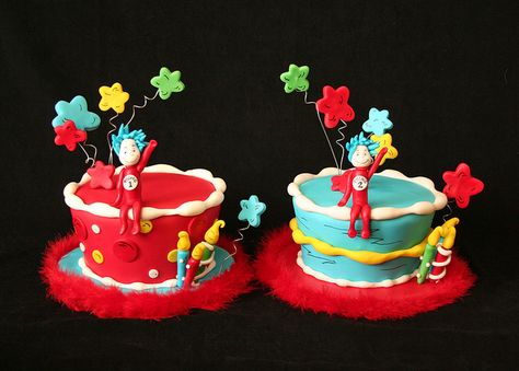 Thing 1 and 2 Dr Seuss Cake, Twin Birthday Cakes, Twins Cake, Twins 1st Birthdays, Character Cakes, Twin Birthday, Dessert Buffet, Childrens Birthday Cakes, Take The Cake