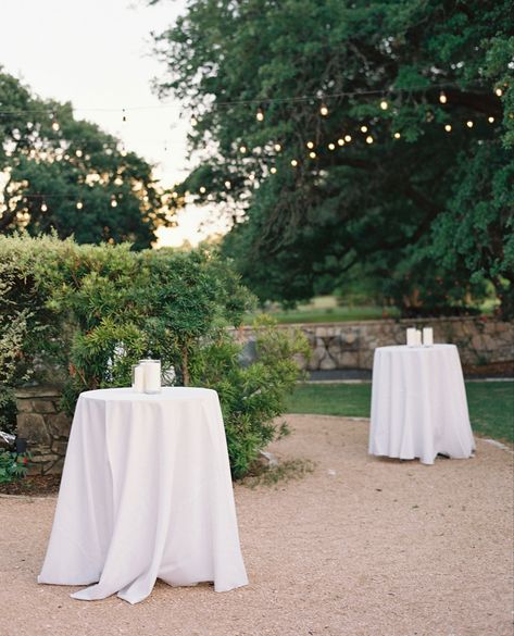 Courtyard Cocktail Hour, Cocktail Hour Table Decor, Cocktail Tables Wedding, Wedding Reception Cocktail Tables, Engagement Dinner Party, Wedding Cocktail Tables, Cocktail Table Decor, Neutral Garden, Cocktail Hour Decor