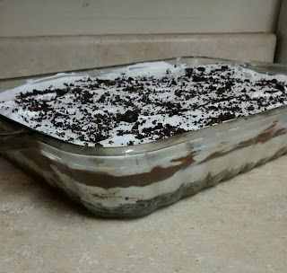 Easy Mud Pie Recipe, Oreo Layer Dessert, Pudding Desserts Layered, Recipes Oreo, Mud Pie Recipe, Layer Dessert, Mississippi Mud Pie, Mississippi Mud, Yummy Dessert