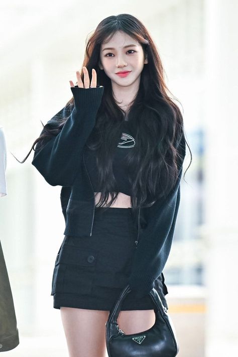 Aespa Karina Airport Fashion, Karina Airport, Diesel Fashion, Karina Winter, Festival 2023, Karina Aespa, Black Mamba, Korean Celebrities, Fashion Today