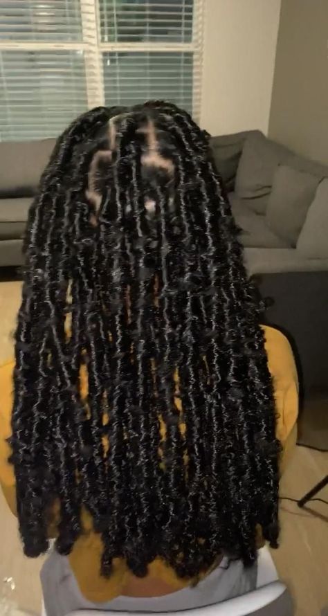 Mid back butterfly Locs [Video] | Cool braid hairstyles, Hair charms, Hair ponytail styles Butterfly Locs Mid Back Length, Butterfly Dread Logs, Butterfly Locs Middle Part, Buterflylocks Styles, Butterfly Locs Mid Length, Back Length Butterfly Locs, Soft Locs Mid Back, Mini Butterfly Locs, Mid Back Soft Locs