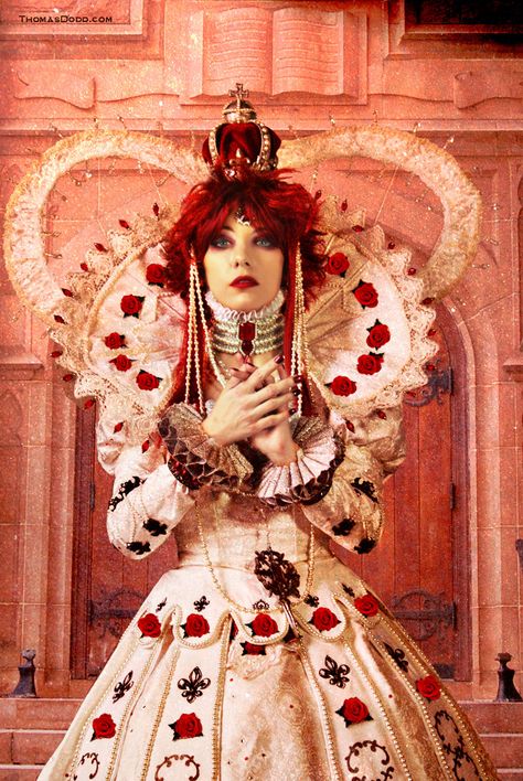 Nothing Proved Can Be by ~AnaAesthetic on deviantART Trinity Blood, Lizzie Hearts, Heart Costume, Queen Of Hearts Costume, Mad Hatter Tea, Mad Hatter Tea Party, Fantasy Costumes, Red Queen, Wonderland Party