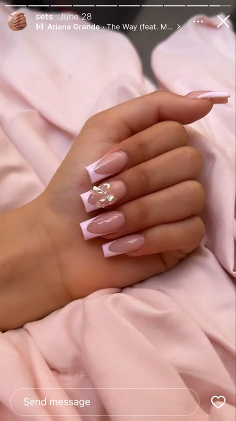 Pink Tip Nails, Quinceanera Nails, Henna Nails, Ombre Acrylic Nails, Girly Acrylic Nails, French Acrylic Nails, Pretty Gel Nails, Acrylic Nails Coffin Pink, Bling Acrylic Nails