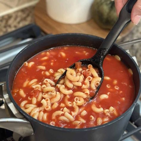 A pot of macaroni and tomatoes. Ground Beef And Macaroni Tomato Soup, Macaroni And Tomato Sauce, Mac And Tomatoes, Tomato And Macaroni, Macaroni And Tomatoes Recipe, Tomatoe Macaroni Soup, Macaroni And Tomatoes Old Fashioned, Macaroni Tomato Soup, Macaroni Tomatoes