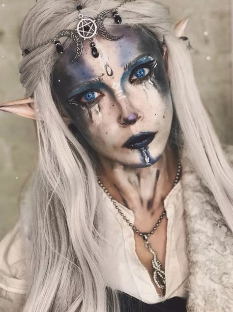 Viking Makeup, Halloweenský Makeup, Goddess Makeup, Holloween Makeup, Moon Accessories, Elf Cosplay, Face Art Makeup, Light Up The Night, Dyed Hair Inspiration