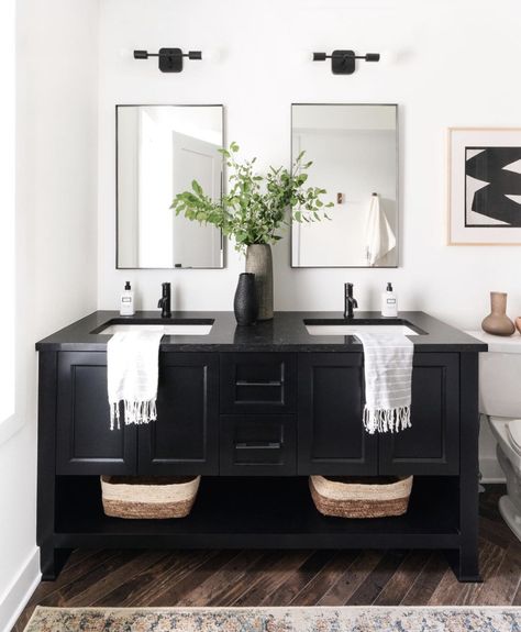 Leclair Decor, Luxe Bathroom, Target Inspired Home Decor, Black Vanity Bathroom, Bathroom Vanity Designs, Black Vanity, Vanity Design, Space Interiors, Stylish Bathroom