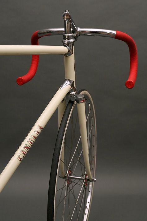 1960 Cinelli S.C. Pista | velociao Urban Bike Style, Bici Retro, Sepeda Fixie, Bicycle Paint Job, Bicycle Track, Road Bike Vintage, Urban Bicycle, Products I Love, Velo Vintage