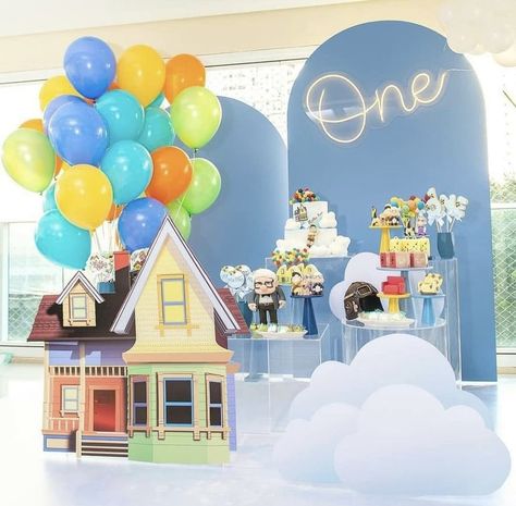 Up Birthday Party Theme Disney, Boys 1st Birthday Party Ideas, Baby Birthday Decorations, Movie Themed Party, Baby Boy 1st Birthday Party, Tema Disney, Backyard Birthday, Disney Baby Shower, Wild One Birthday Party