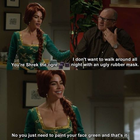 Funny Modern Family, Modern Family Memes, Modern Family Gloria, Modern Family Funny, Family Meme, Funniest Quotes, Modern Family Quotes, Phil Dunphy, Tv Series To Watch