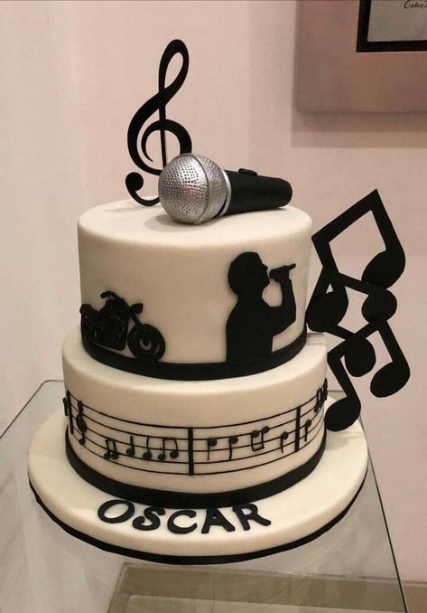 Karaoke Cake Ideas, Music Cake Ideas For Men, Karaoke Cake, Music Cake Ideas, Music Birthday Cakes, Musical Cake, Fire Cake, Music Themed Cakes, Torte Creative