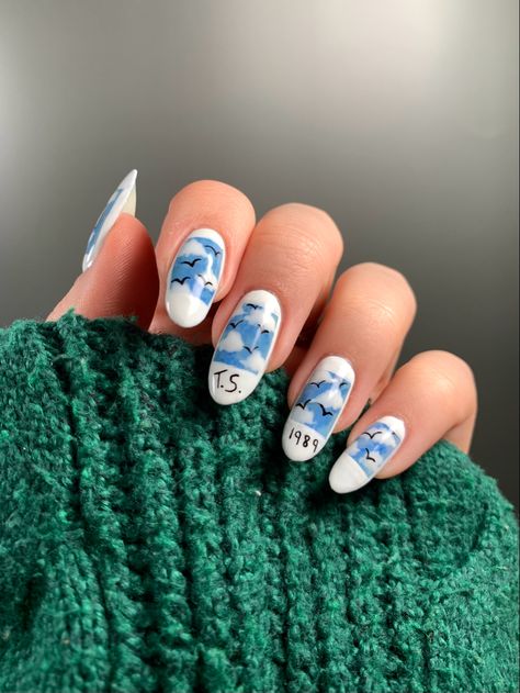 Nails inspired by Taylor Swift’s 1989 album cover 💙💙 #theerastour #1989 #taylorswift #taylorswiftnails #nailart #nails #nailinspo #nailideas 1989 Nails, 1989 Album Cover, Taylor Swift Nails, Nails Inspired, Taylor Swift Hair, Taylor Swift 1989, Taylor Swift (lyrics), Taylor Swift Quotes, Taylor Swift Style