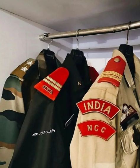 Military Couple Photography, Indian Army Quotes, National Defence Academy, Indian Army Wallpapers, Army Couple Pictures, Army Look, Business Woman Quotes, Army Images, Army Couple