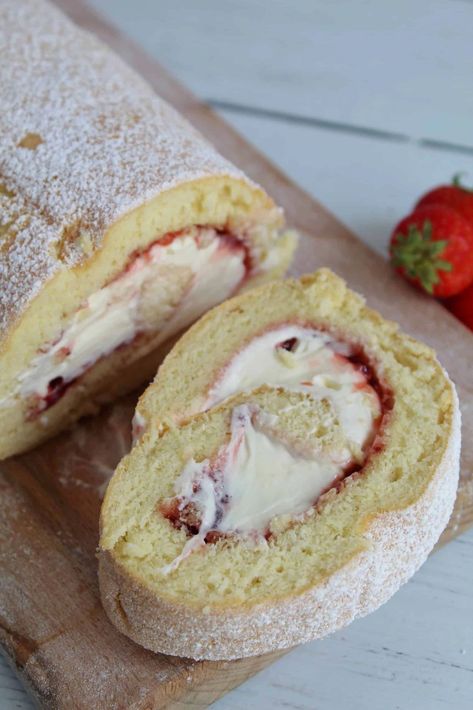 This gluten free swiss roll recipe is the perfect summer dessert. A low-fat sponge with whipped lemon curd cream and strawberry jam centre. Gluten Free Swiss Roll, Lemon Swiss Roll, Swiss Roll Recipe, Strawberry Roll Cake, Gluten Free Holiday Recipes, Spring Recipes Dessert, Gluten Free Cake Recipe, Cake Roll Recipes, Gluten Free Holiday