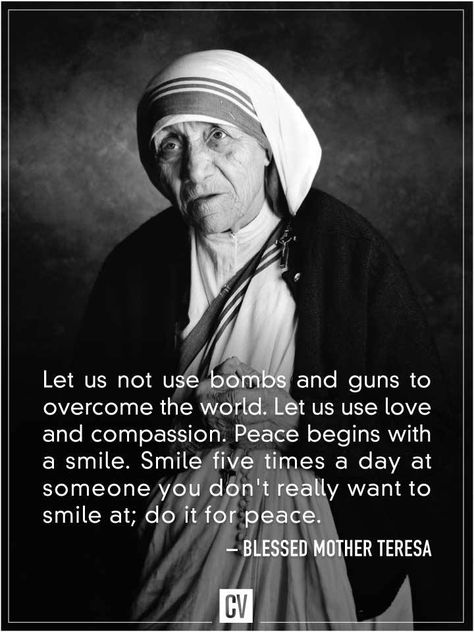 Mother Theresa, wise words, quote, famous, woman, character, strong, peace, compassion, smile, helping others in need Mother Theresa Quotes, Saint Teresa Of Calcutta, Mother Teresa Quotes, Saint Quotes Catholic, Fina Ord, Saint Teresa, Overcome The World, Saint Quotes, Catholic Quotes