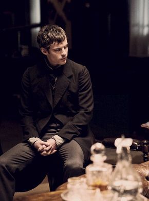 Harry Treadaway as Victor Frankenstein Victor Frankenstein Penny Dreadful, Penny Dreadfull, Harry Treadaway, Human Centipede, Vanessa Ives, Victor Frankenstein, Vampire Stories, Gothic Romance, Penny Dreadful