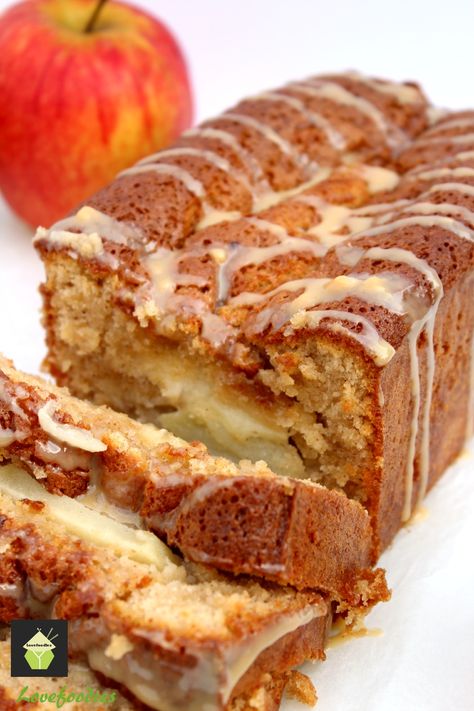 Moist Caramel and Apple Loaf  on MyRecipeMagic.com Apple Loaf Cake, Apple Loaf, Diy Easy Recipes, Apple Bread, Caramel Recipes, Think Food, Loaf Cake, Breakfast Snacks, Dessert Bread