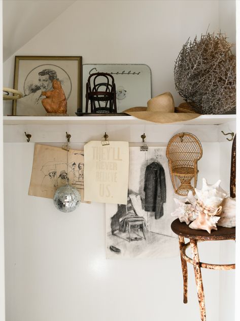 Guest House Cottage, Leanne Ford Interiors, Ford Interior, Fresh Farmhouse, American Interior, Artist Wall, Shot List, Beach Shack, Neutral Interiors