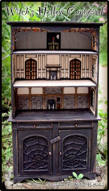 Pine Cabinet, Pine Cabinets, Dollar Tree Halloween, Halloween Kit, Haunted Dollhouse, Halloween Photo, Halloween Miniatures, Haunted Dolls, Knick Knack