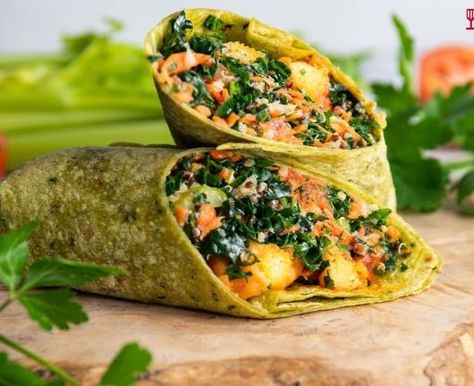 Tassili's Kale Wrap Recipe Kale Wrap Recipes, Kale Wrap, Chicken Lettuce Wraps Recipe, Wrap Recipe, Chicken Lettuce Wraps, Avocado Tomato, Quick Lunch, Sliced Tomato, Quick Lunches