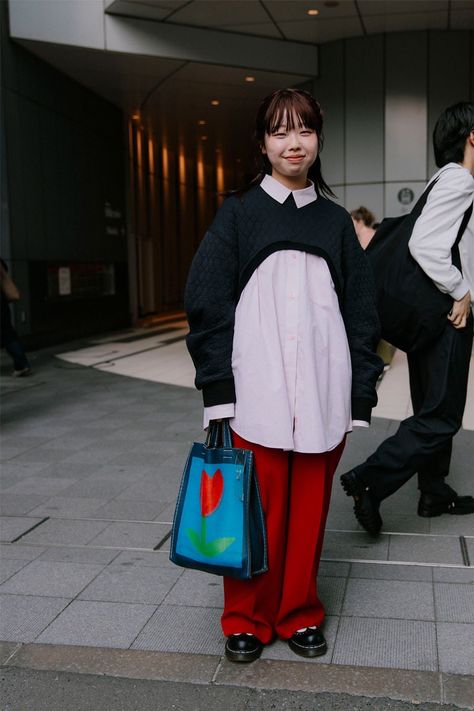 The best street style from the Tokyo Fashion Week fall/winter 2024 shows Korean Street Style Winter, Japanese Workwear, Japan Fashion Street, Tokyo Fashion Week, Tokyo Street Fashion, Tokyo Street Style, Tokyo Street, Fall Winter 2024, The Best Street Style