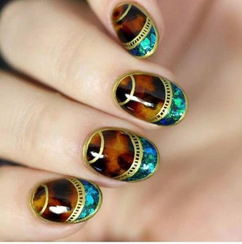 Tortieshell Nails, Fall Nails Tortoise, Tortoiseshell Nails, Tortoise Nails, Makeup Nails Designs, Fall Manicure, Viva Glam, Hair Skin Nails, Nails Gel