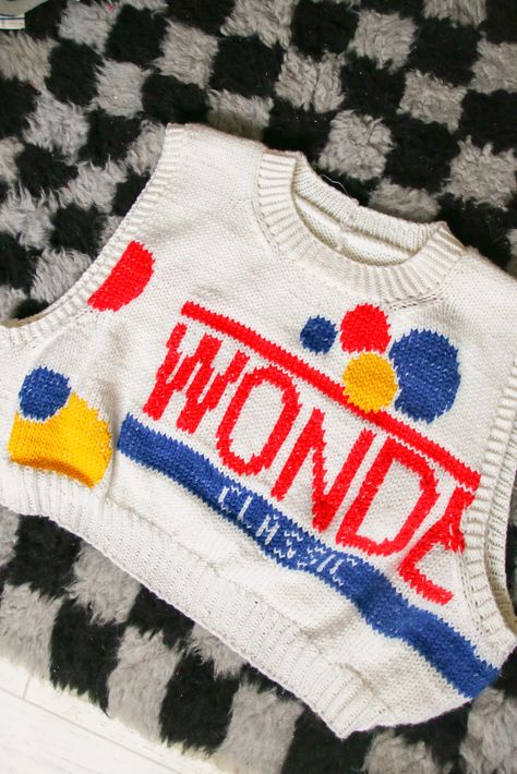 Lydia Morrow, Teacher Fits, Fashion Movement, Metal Magazine, St Moritz, Craft Corner, 자수 디자인, Fibre Art, Beautiful Knitting