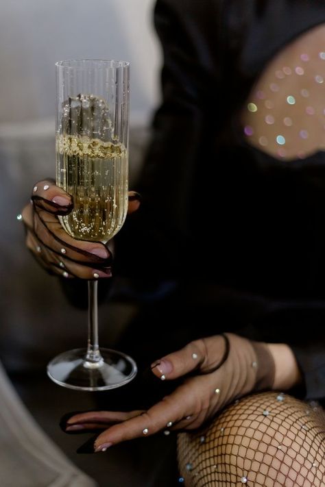 New Year Photoshoot, Best Champagne, Foto Tips, Dark Feminine Aesthetic, Luxe Life, Christmas Photoshoot, Feminine Aesthetic, New Year’s Eve, Glitz And Glam