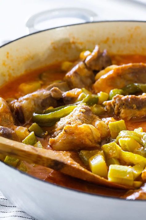 Calabacitas Con Puerco (Mexican squash with pork) Calabacitas Recipe, Mexican Squash, Mexican Soup Recipes, Roasted Poblano Peppers, Traditional Mexican Dishes, Mexican Soup, Red Rice, Comfort Dishes, Mexican Food Recipes Authentic